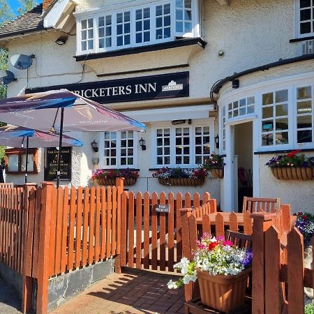 The Cricketers Inn Martyr Worthy Buitenkant foto